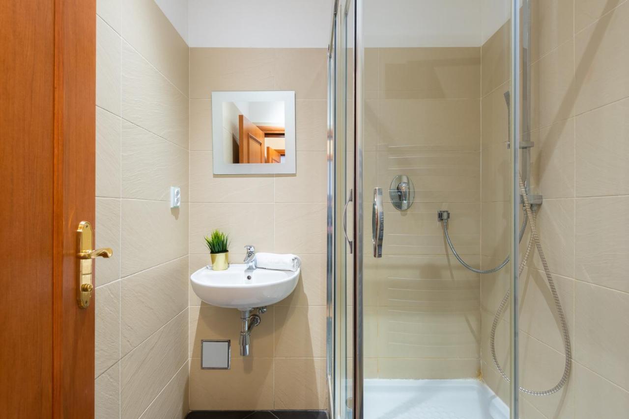 Tesnov Residence Grande Apartments Prag Exterior foto